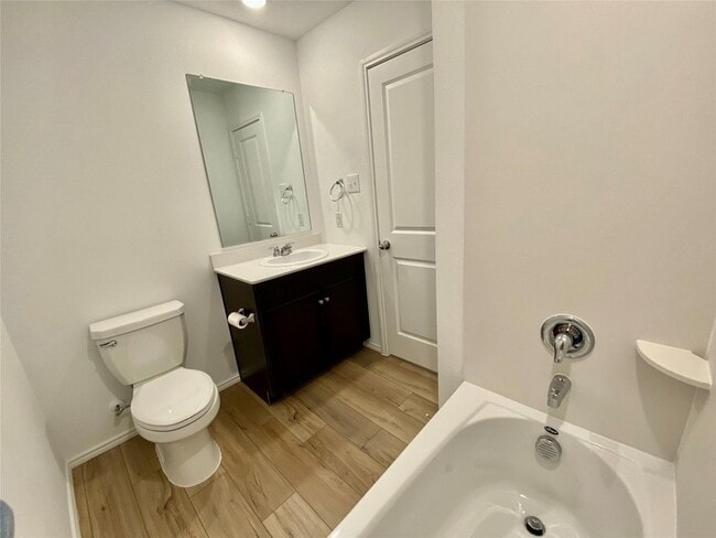 Building Photo - 1701 Madison Dr