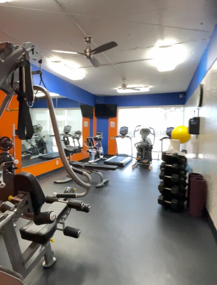 Building Photo - 3700 Galt Ocean Dr