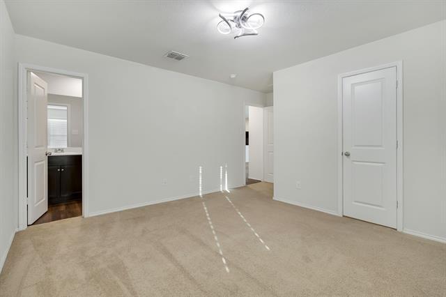 Building Photo - 14308 Saddlebred Wy