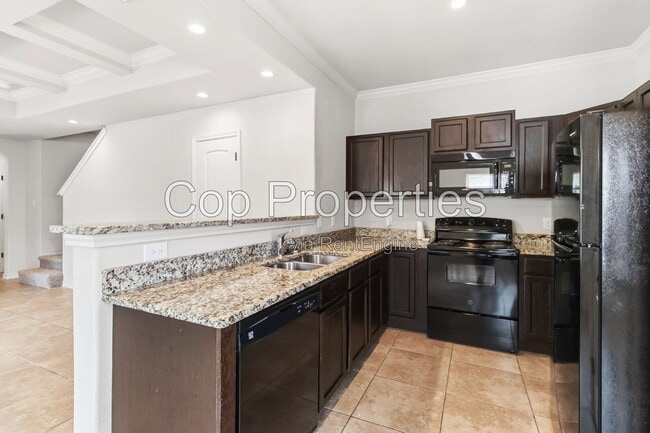 Building Photo - 7010 Micayla Cv