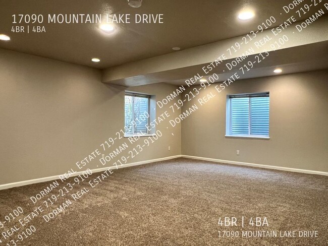 Building Photo - Four bedroom home in Monument with finishe...