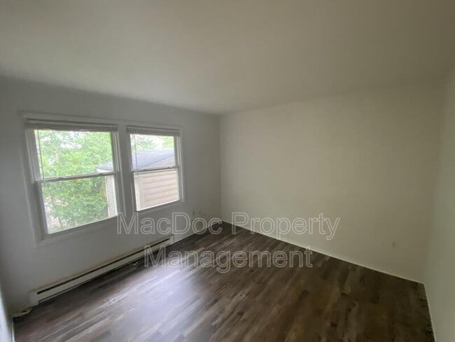 Building Photo - 3310 Lafayette Blvd