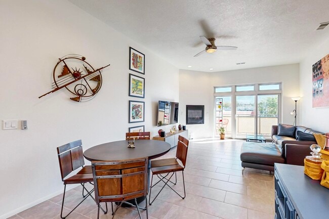 Building Photo - 4204 Vida Verde Ln NE