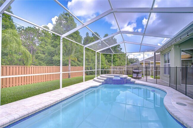Building Photo - 9813 Woodbay Dr