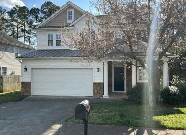 Building Photo - 315 Rondelay Dr