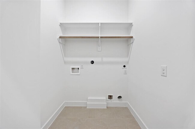 Building Photo - 7719 Orebo St