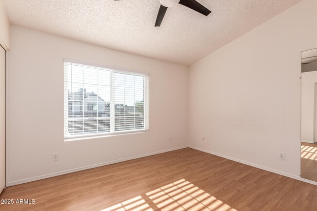 Building Photo - 6606 W Jamaica Dr