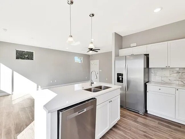 Building Photo - 7502 E 36th St N