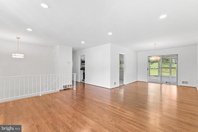 Building Photo - 11710 Milbern Dr