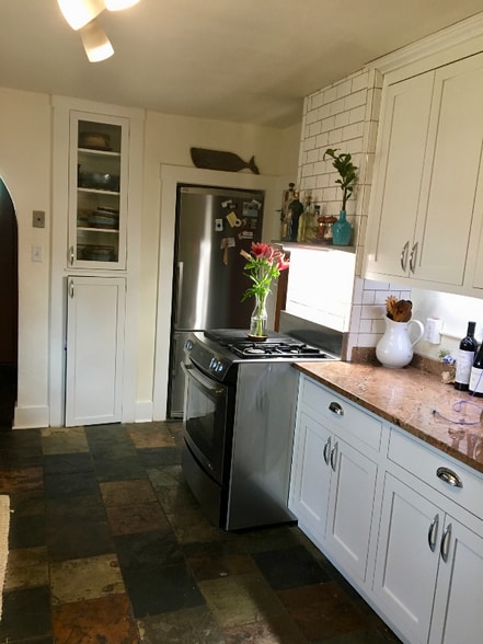 Building Photo - 549 E Mendenhall St