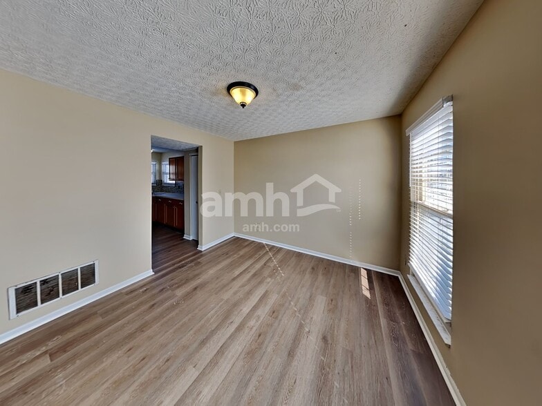Building Photo - 5798 Sharets Dr
