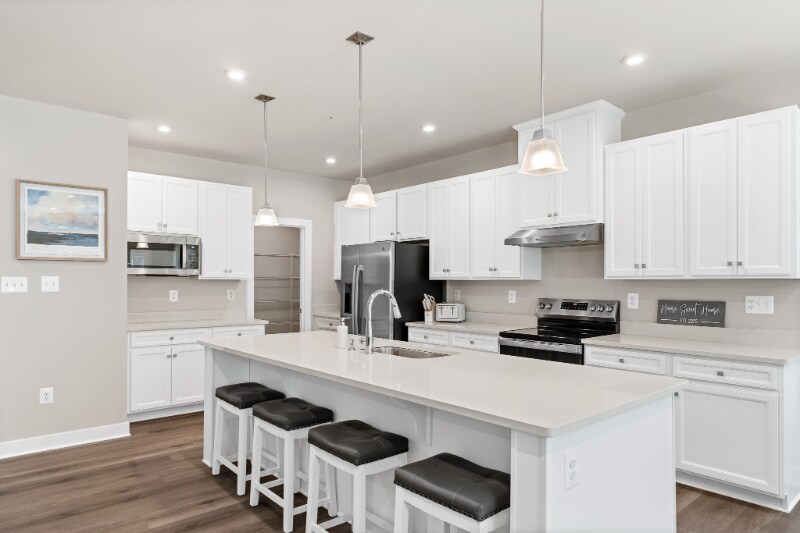 Building Photo - 12104 Landings Blvd