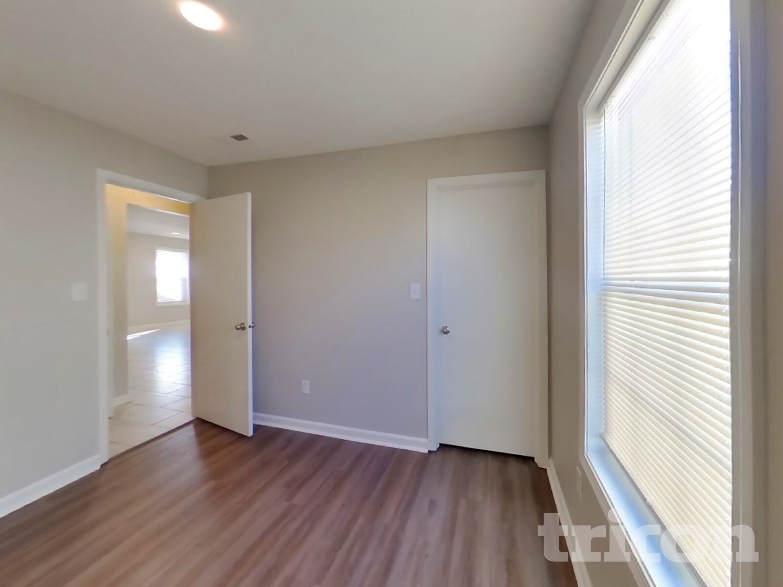 Building Photo - 12298 Wolf Run Rd