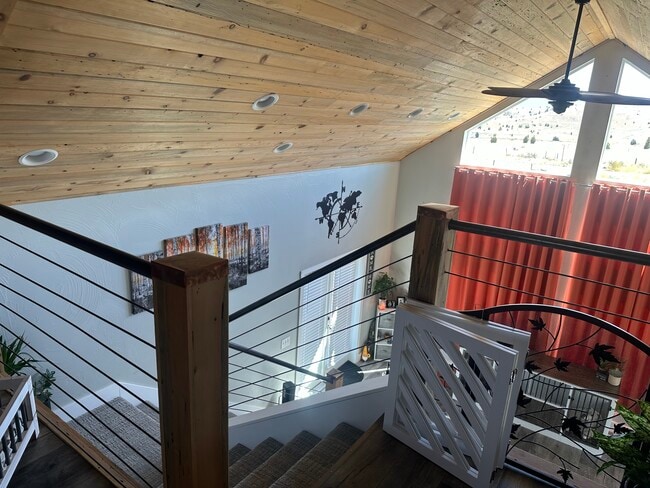 Building Photo - 1839 S Rocker Rd