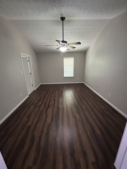 Building Photo - 2903 Greyhawk Ln