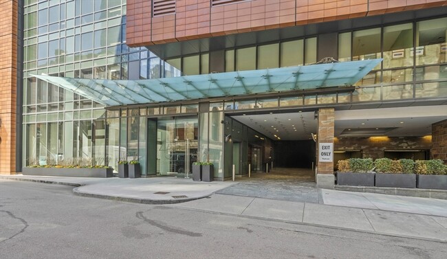 Building Photo - 45 Province St