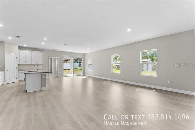 Building Photo - 9393 SE 158th Pl