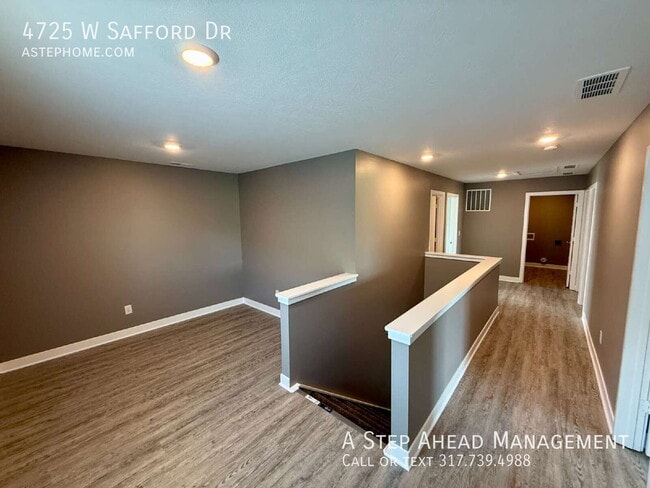 Building Photo - 4725 W Safford Dr