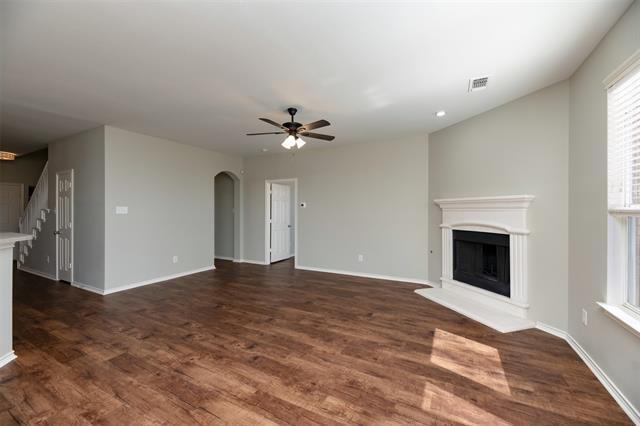 Building Photo - 5621 Old Orchard Dr