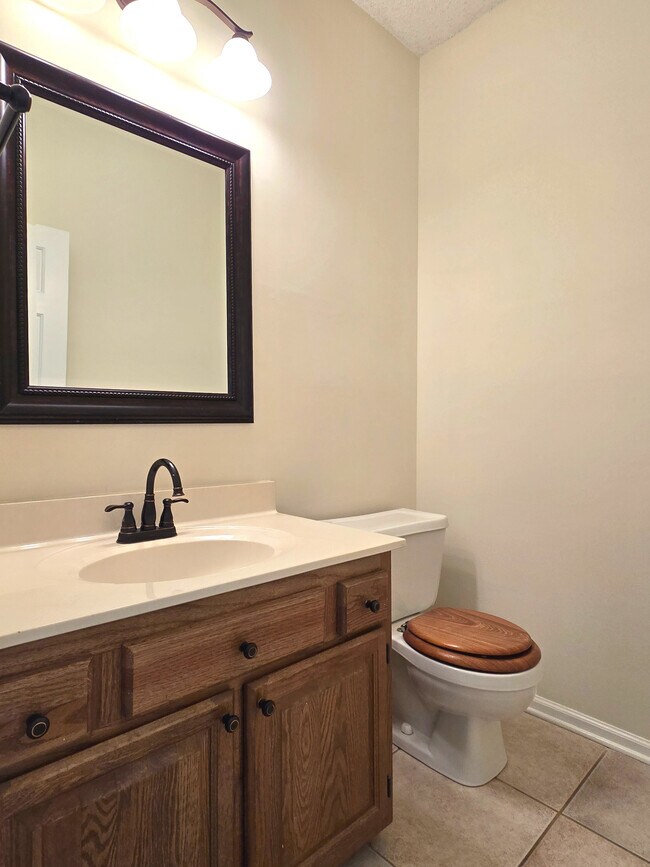 Building Photo - 5104 Grist Mill Ct