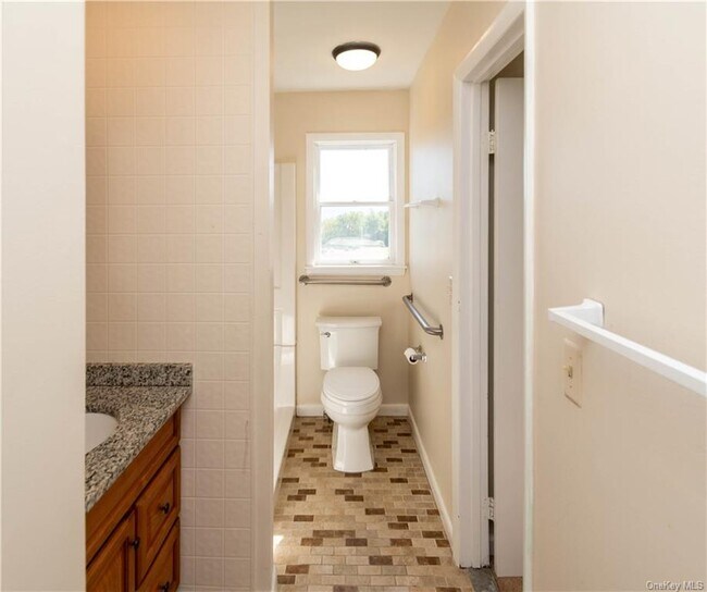 Building Photo - 8 Herman Ave