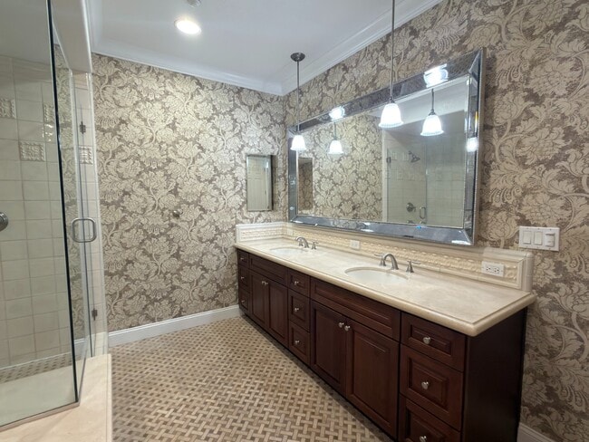 Building Photo - Modern 2BR/2BA Condo in Willow Glen Place Near Downtown San Jose. 2 Secured Parking Spots. Underg...