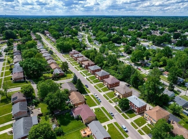 Building Photo - 3178 Blueacres Dr