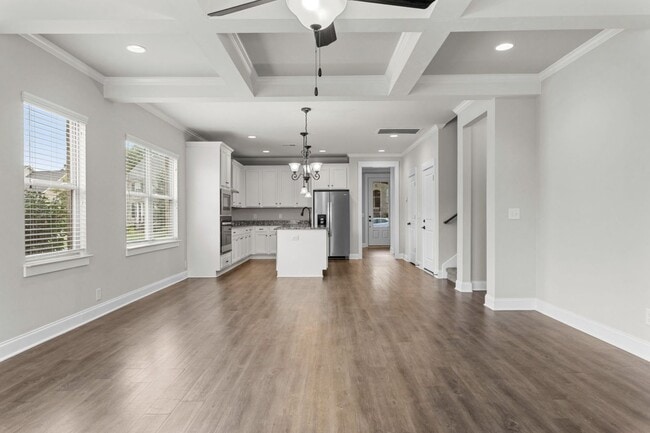 Building Photo - 3BR Home with Bonus Loft & Spa-Inspired Pr...