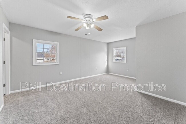 Building Photo - 304 Beech St