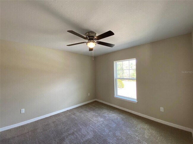 Building Photo - 16690 SW 21st Avenue Rd