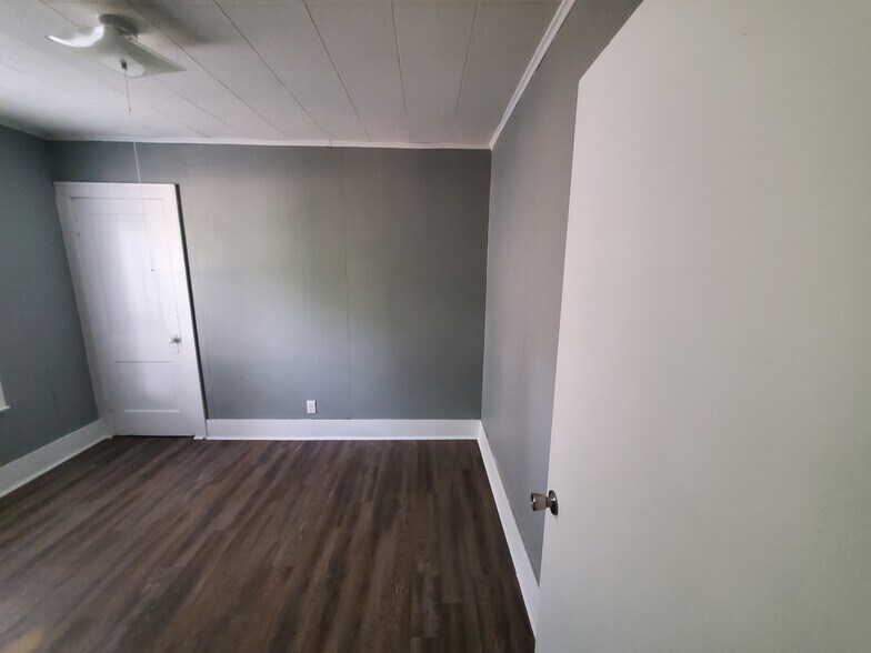 Building Photo - 2642 Riordan St