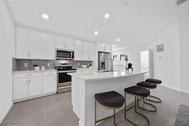 Building Photo - 5683 Mayflower Way