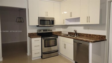 Building Photo - 670 NE 179th Terrace