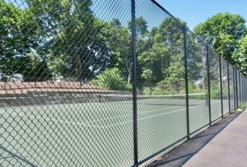 Building Photo - 100 Cove Way