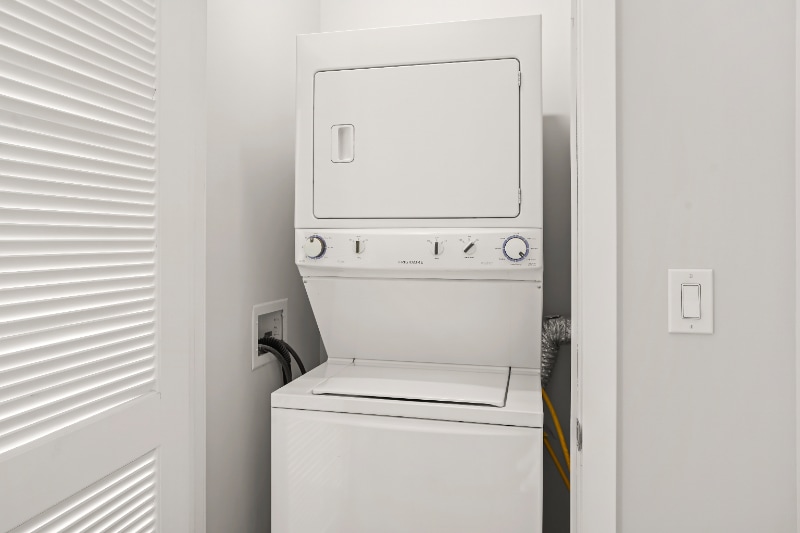 Building Photo - 764 W Adams St