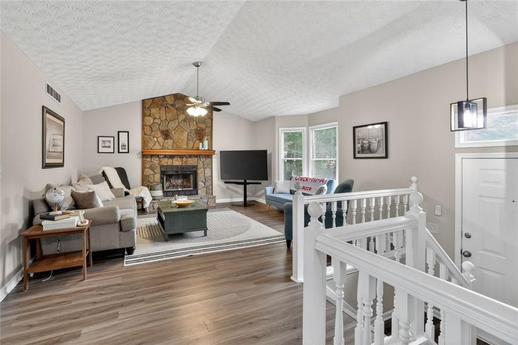 Building Photo - 2562 Kennesaw Springs Ct