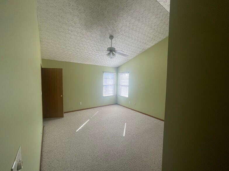 Building Photo - 8311 Carano Way