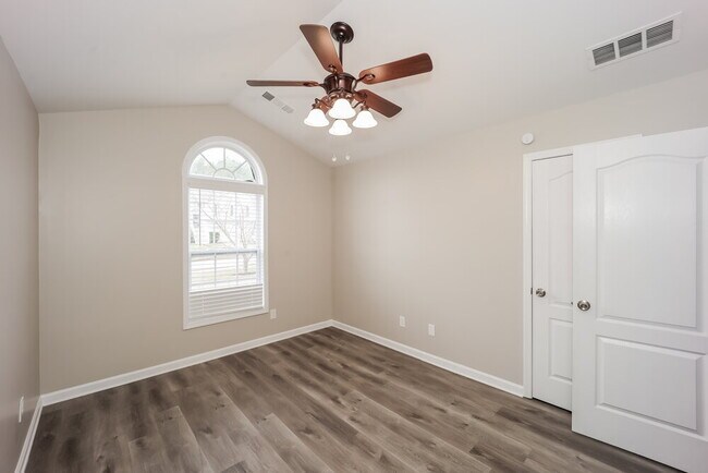 Building Photo - 4689 Knight's Bridge Ct