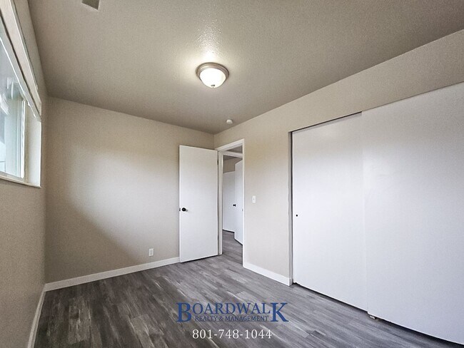 Building Photo - Amazing 2 bed 1 bath apartment in SLC