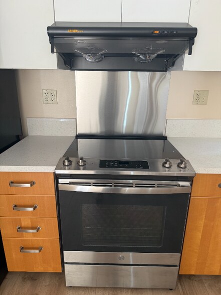 Building Photo - 18622 Horst Ave