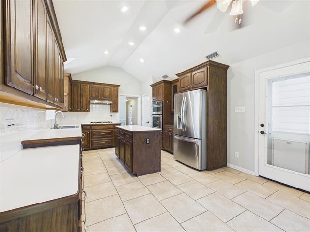 Building Photo - 1125 Prospect Dr