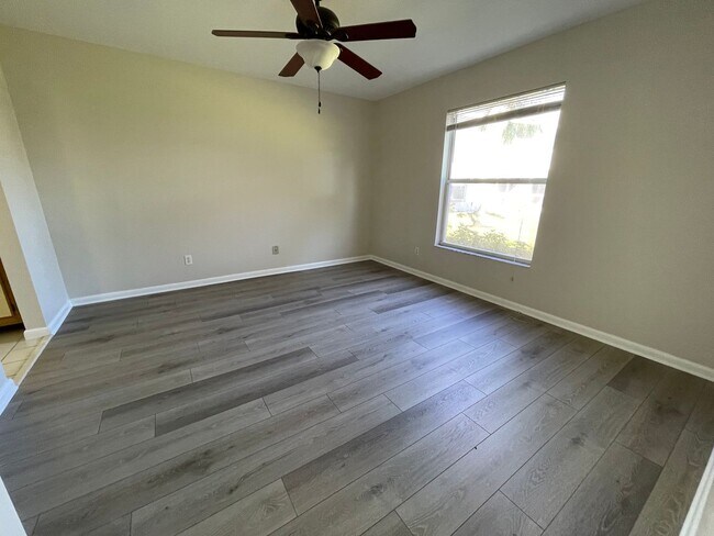 Building Photo - ANNUAL RENTAL - 2 BED / 2 BATH AT CANTERBURY VILLAGE