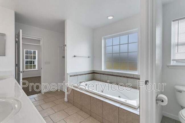 Building Photo - 234 Moyock Landing Dr