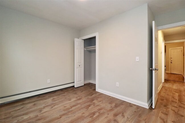 Building Photo - 63 Laidlaw Ave