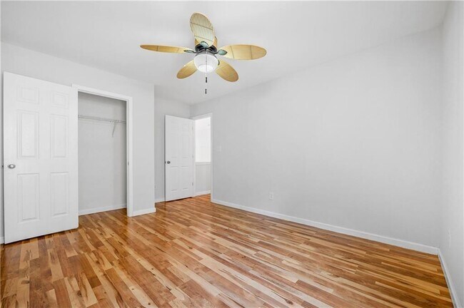 Building Photo - 2113 Worrall Hill Dr