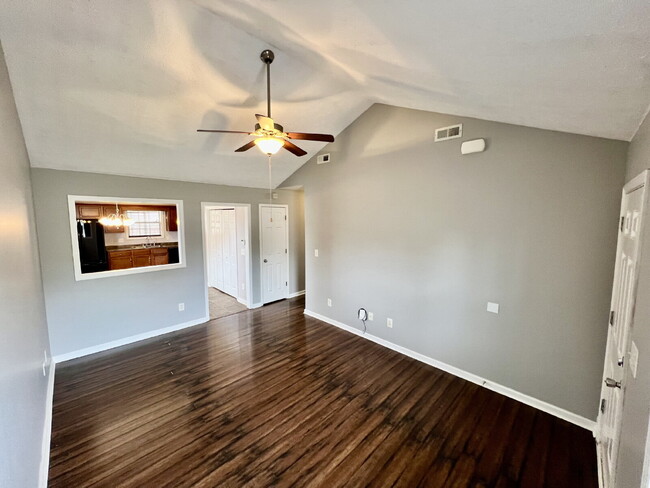 Building Photo - 2785 Russet Ridge Dr