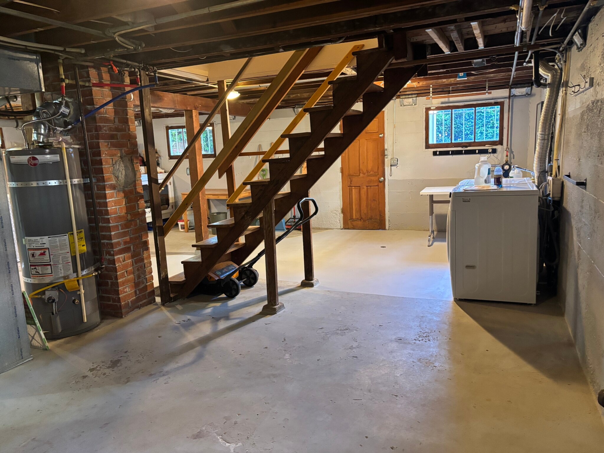 Basement/Laundry - 4407 SE Tibbetts St