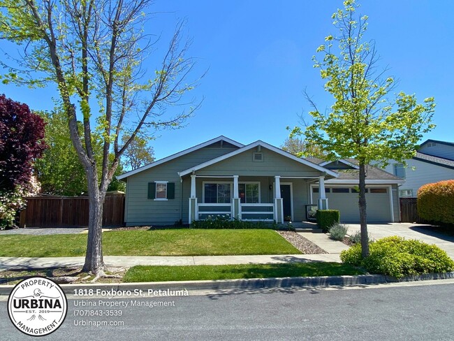 Primary Photo - Darling Petaluma East Side Home with RV Pa...