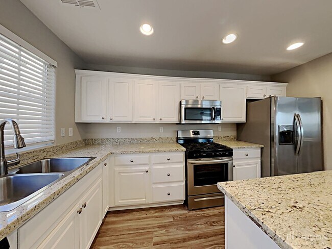 Building Photo - 8940 Annabeth Ct