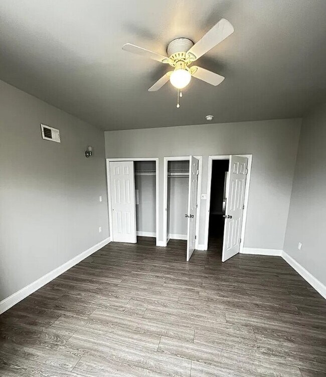 Building Photo - 5703 Delancey St